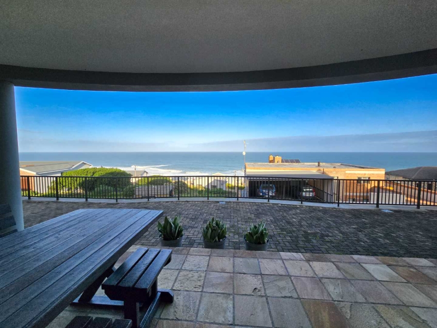 4 Bedroom Property for Sale in Jongensfontein Western Cape